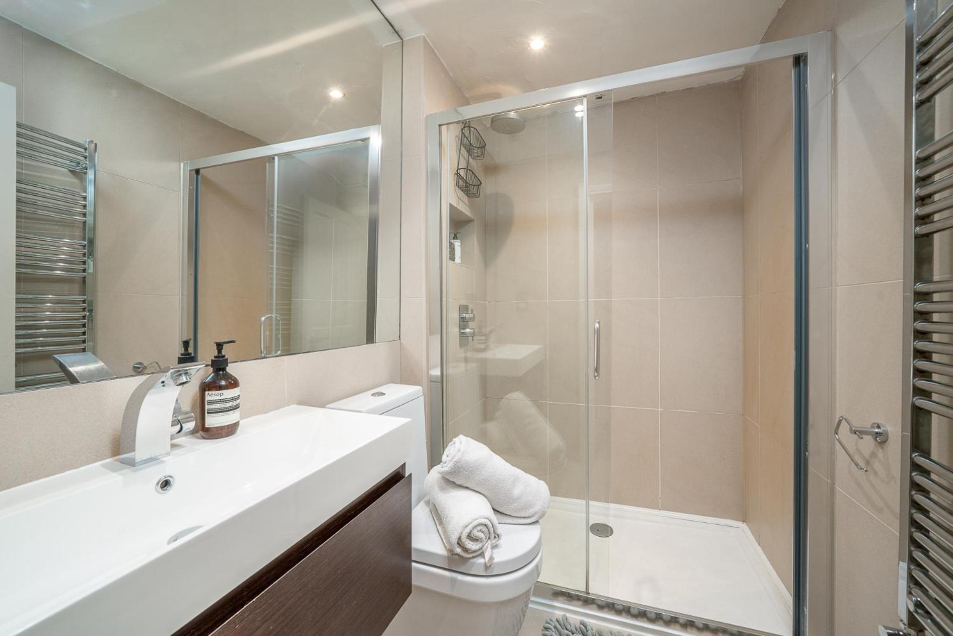 伦敦Niru Experience Hidden Gem In Chelsea 2Bd 2Ba公寓 外观 照片